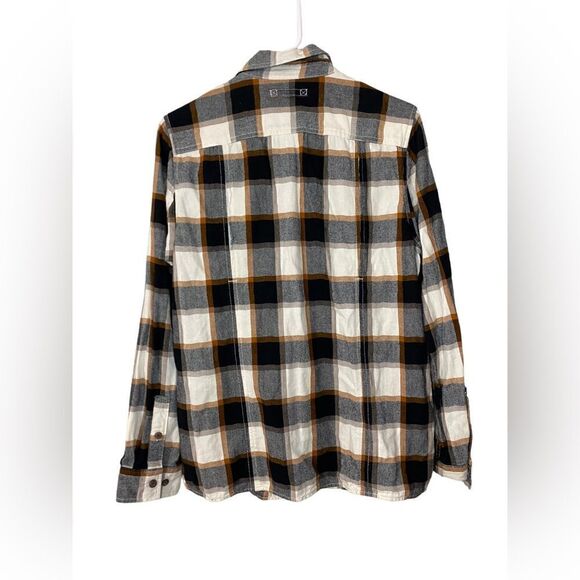 Duluth Trading Co Flannel Plaid Button Down Shirt *Perfect for fall * - Picture 2 of 5